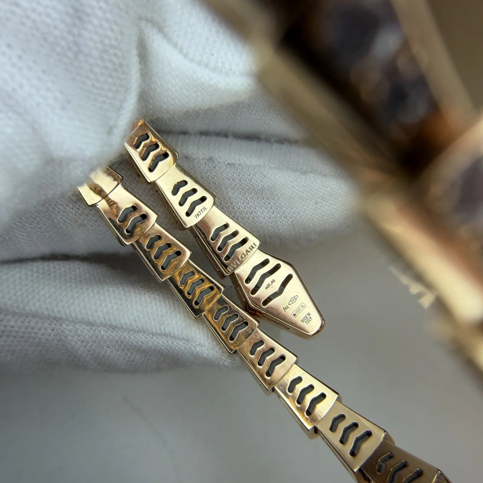 Bvlgari Hallmark Checker — Jewelry hallmarks and serial