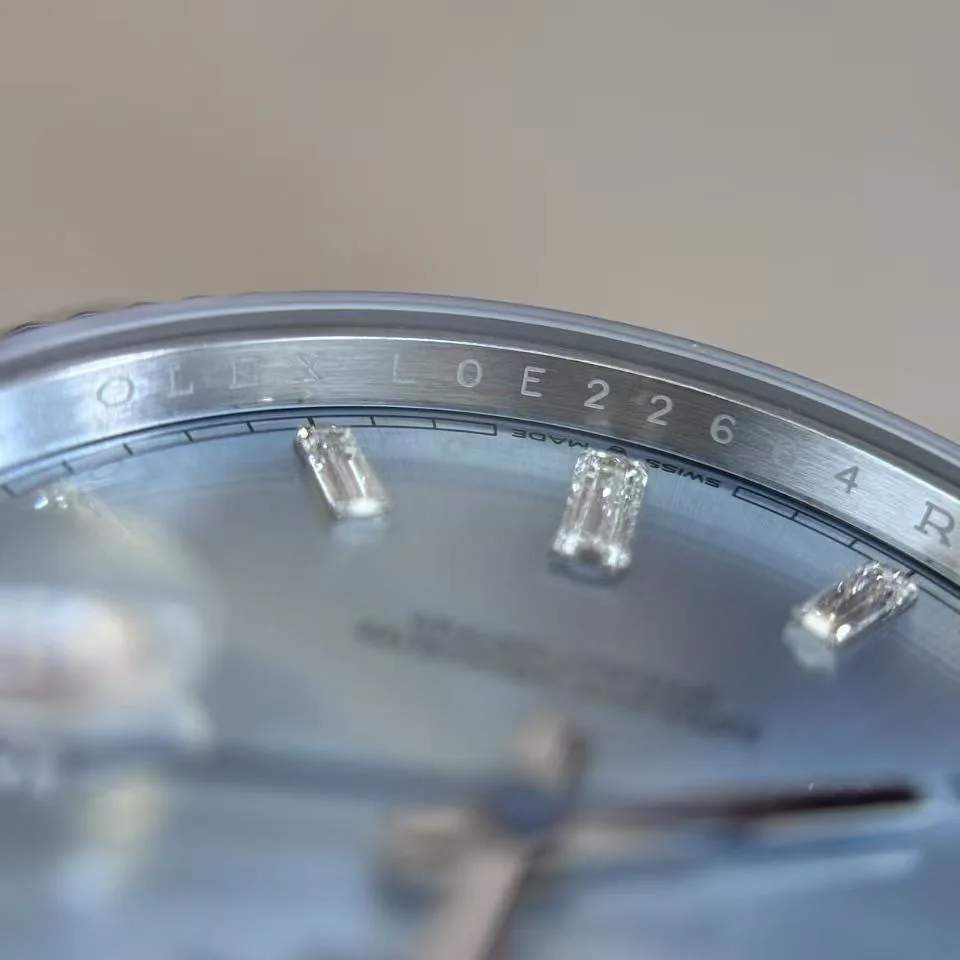 Rolex Serial Number Checker — Inner ring (rehaut): serial number